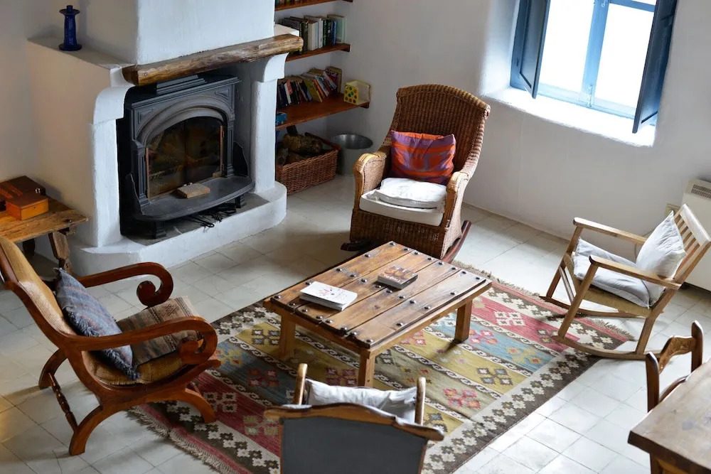 Photo - Las Chimeneas