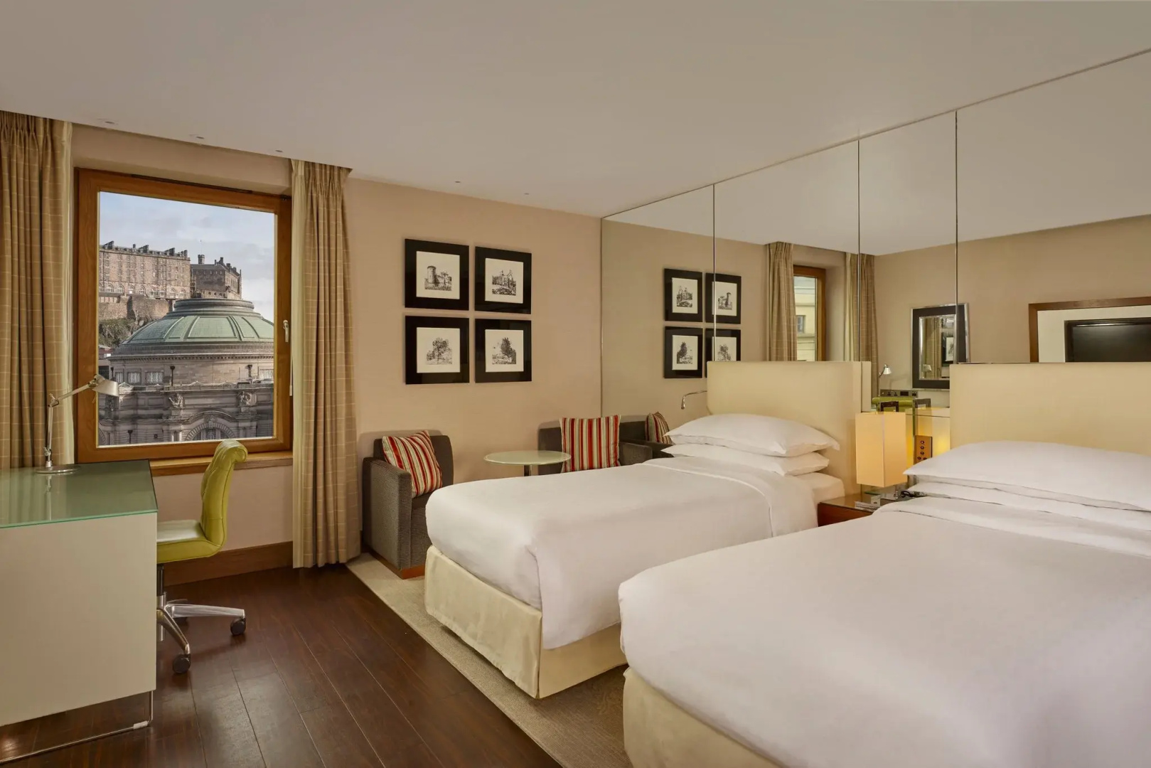 Photo - Sheraton Grand Hotel & Spa