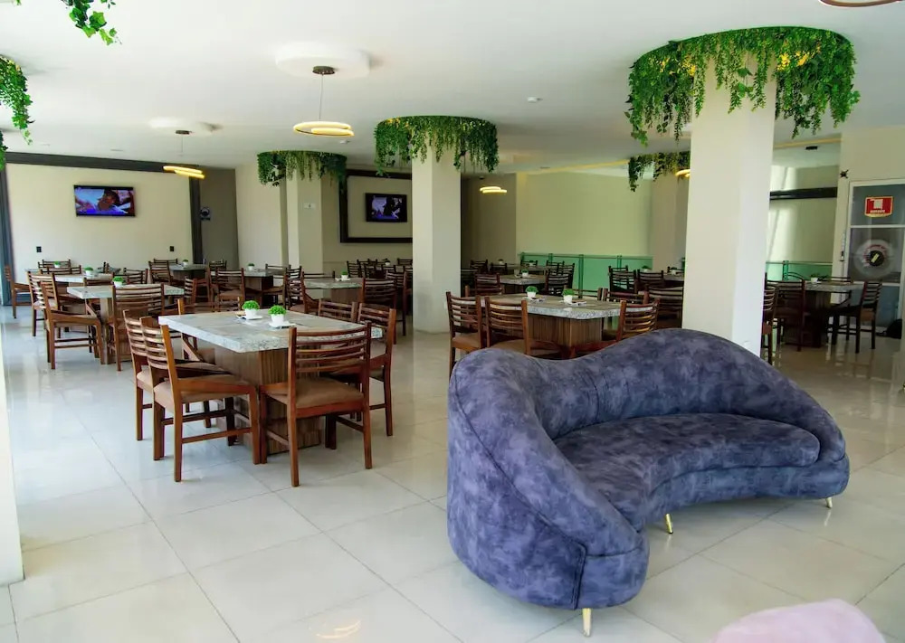 Photo - HVH by Yaxché