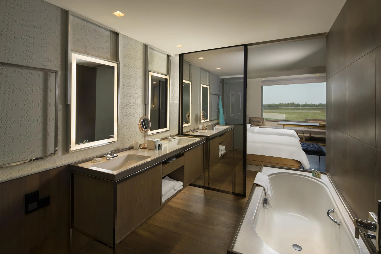 Photo - Andaz Delhi, by Hyatt