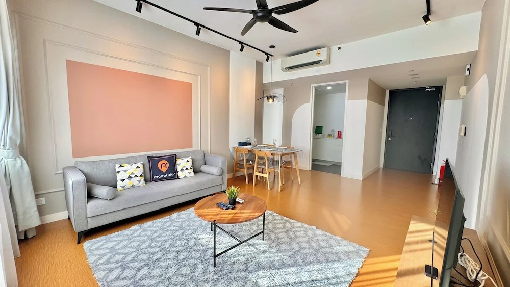 Photo - The Hub SS2 - Studio Suite Room