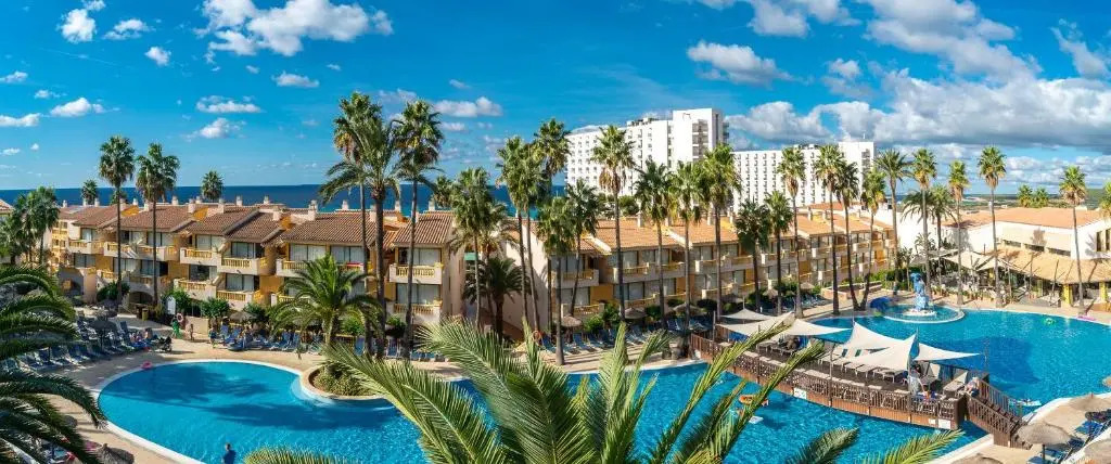 Photo - Royal Son Bou Family Club