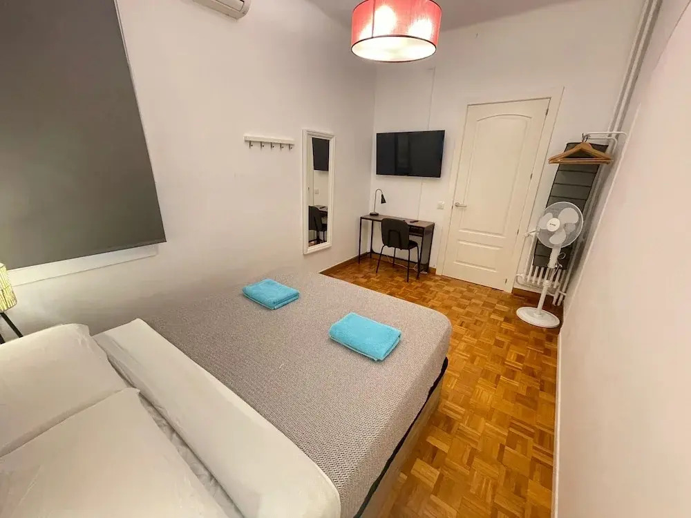 Photo - Rooms Nuevo Roger