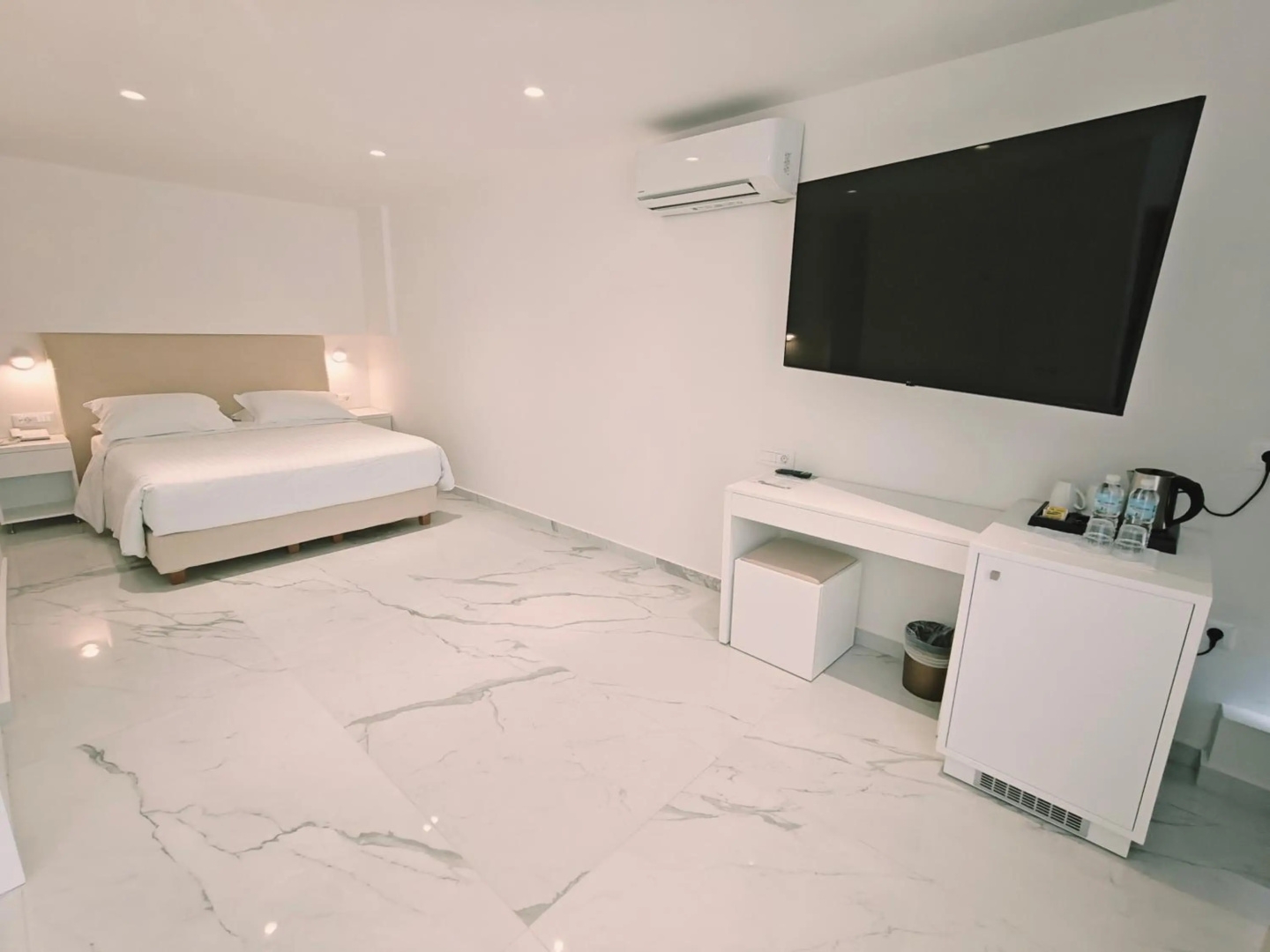 Photo - Ibiscus Hotel