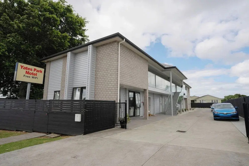 Photo - Yates Park Motel