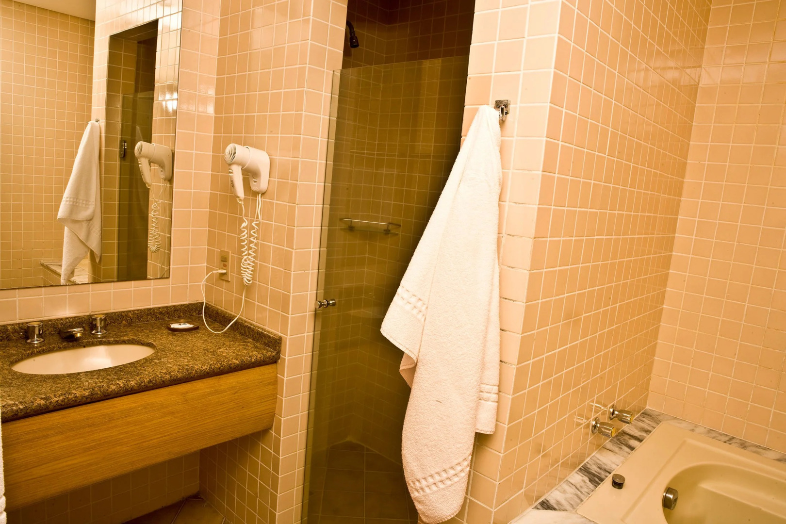 Photo - Ingleses Praia Hotel