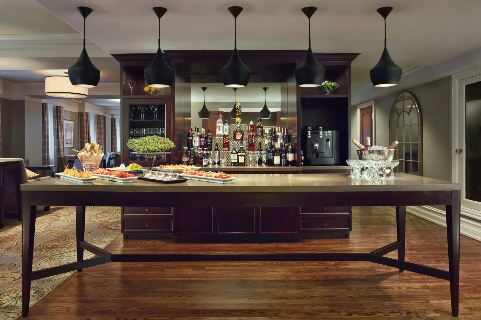 Photo - The Omni King Edward Hotel
