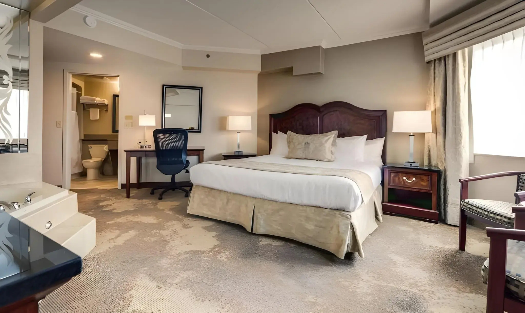 Photo - Monte Carlo Inn & Suites Downtown Markham