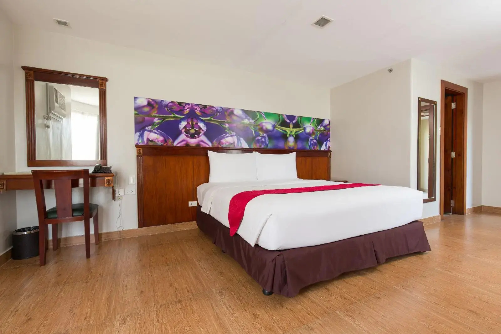 Foto - MJ Hotel & Suites