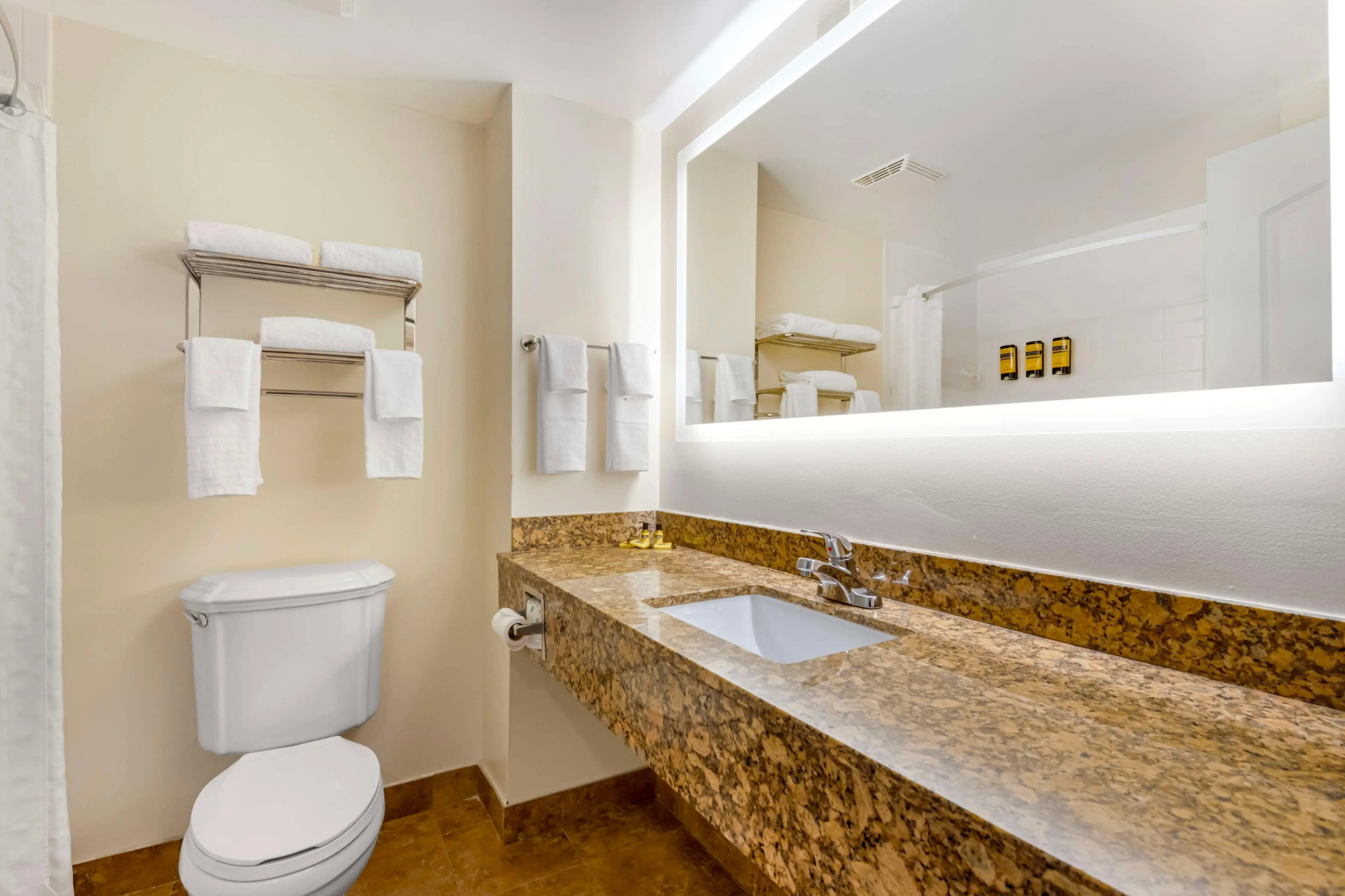 Photo - Best Western Plus Universal Inn