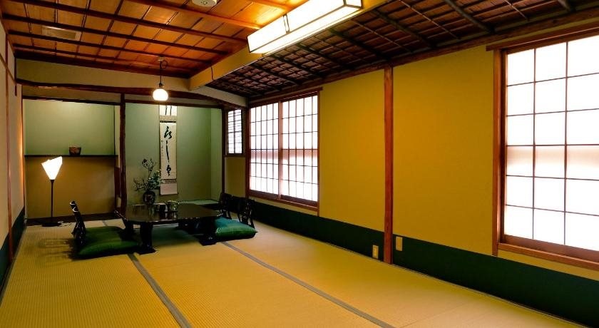 Foto - Mitsuki Kyoto