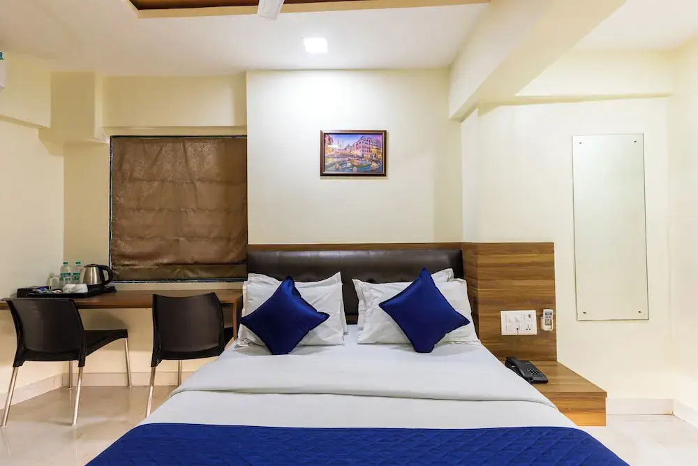 Photo - Hotel Ashyana - Near To Grant Road Station Mumbai
