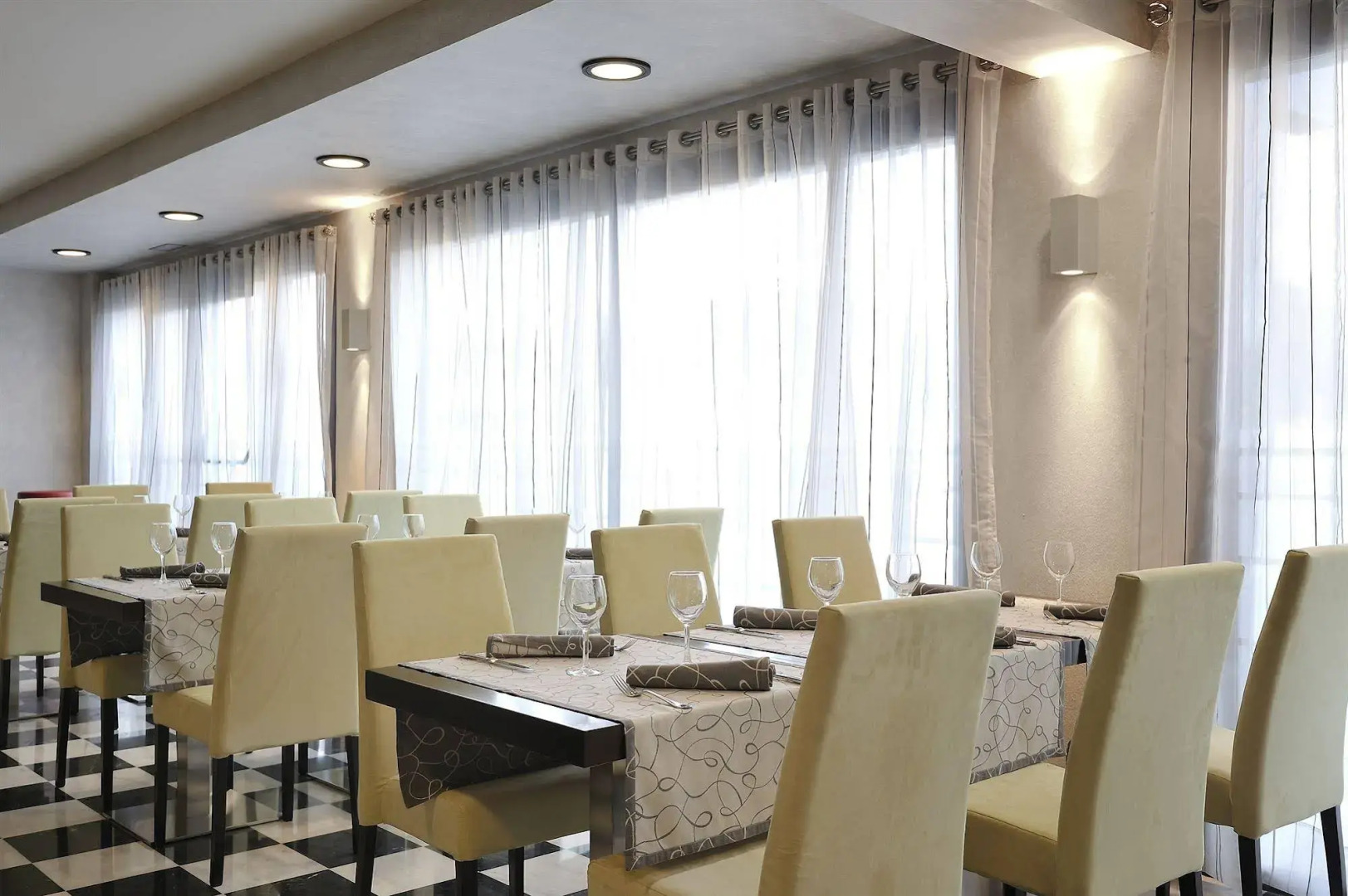 Photo - Salles Hotel Aeroport de Girona