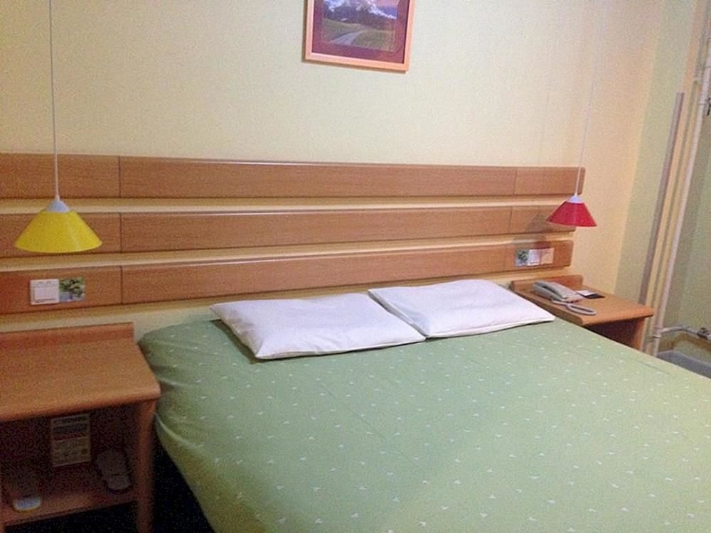 Home Inn Hengshui Heping West Road Hengshui College