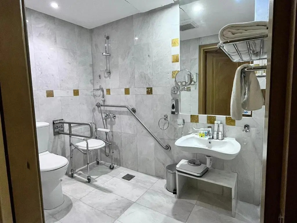 Photo - Montana Al Azizia Hotel