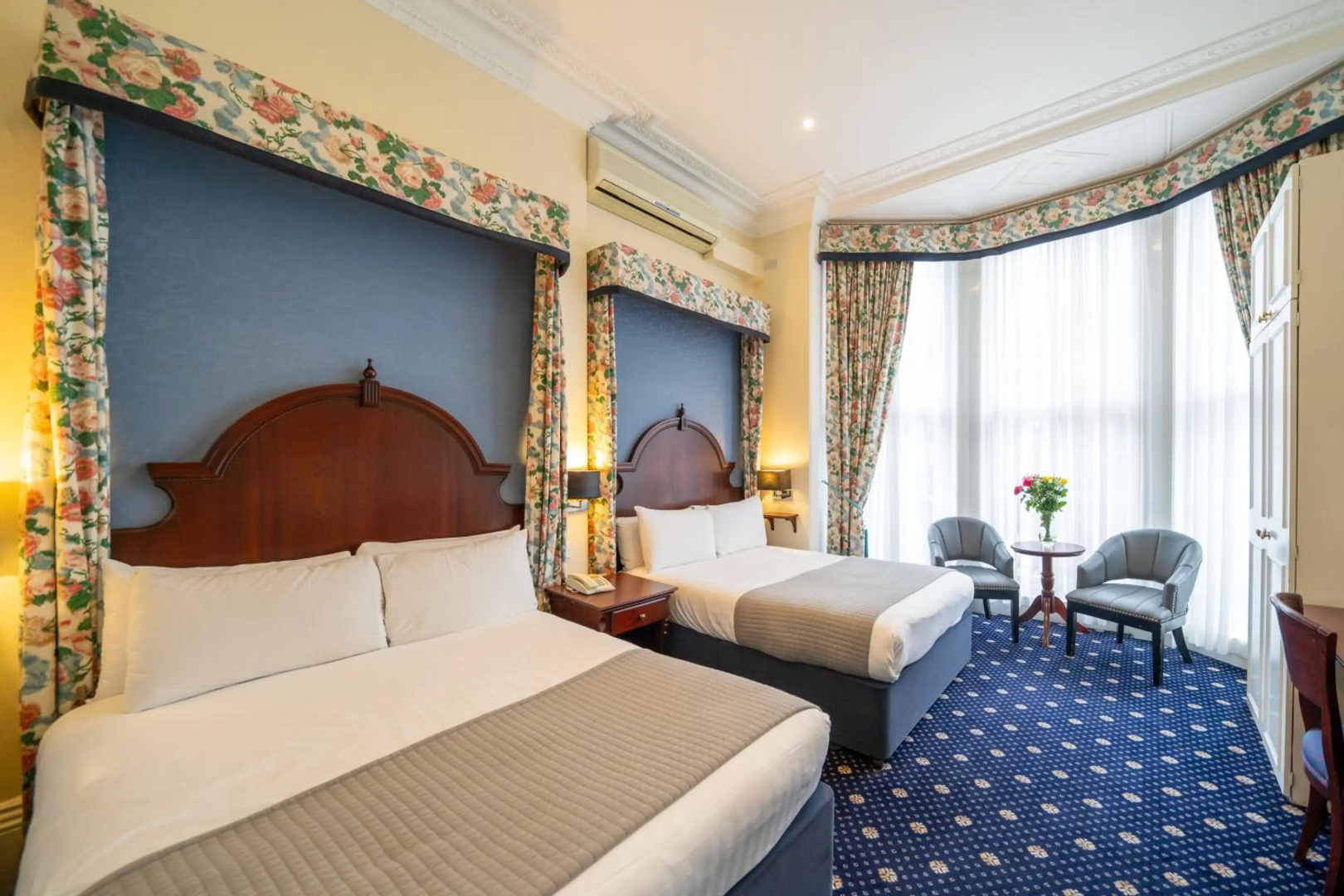 Foto - Hotel La Place