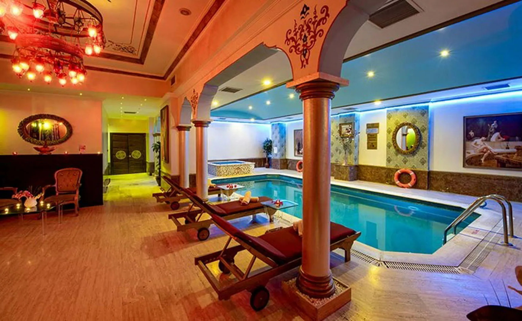 Foto - Revia Square Hotel