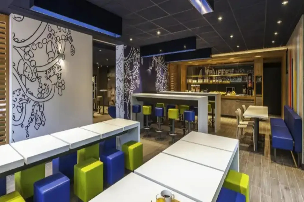 Photo - B&B HOTEL Zaragoza Plaza Mozart