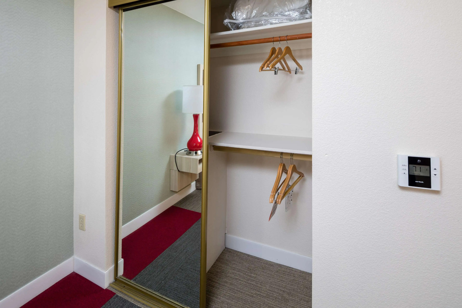 Photo - Hampton Inn San Francisco Airport