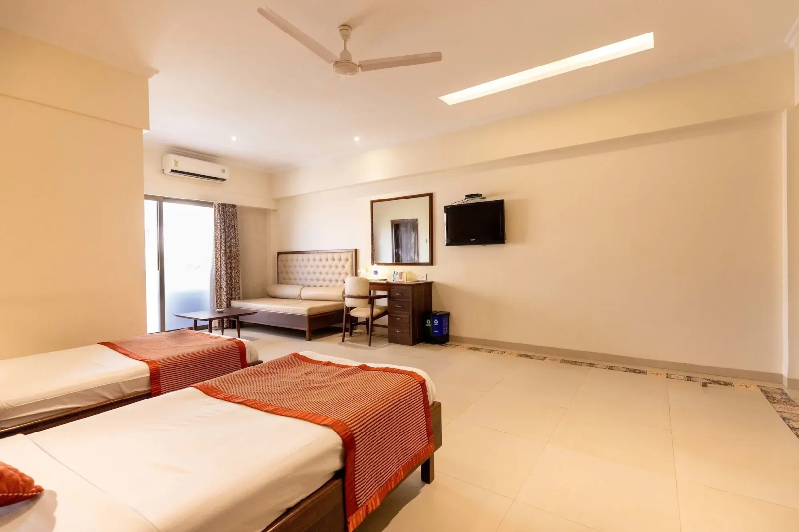Foto - West End Hotel Opp Bombay Hospital