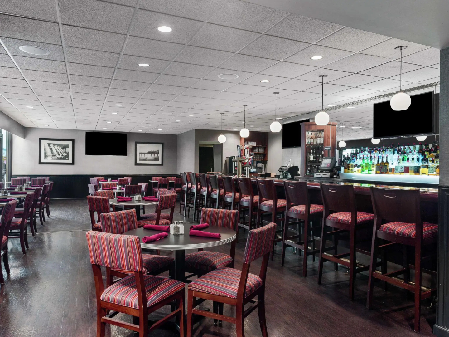 Photo - DoubleTree by Hilton Newark Penn Station, NJ