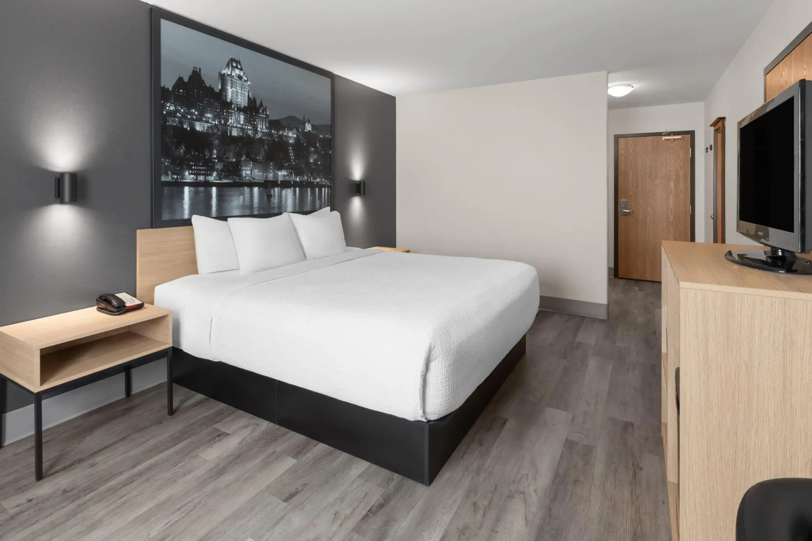 Photo - Super 8 by Wyndham Quebec City