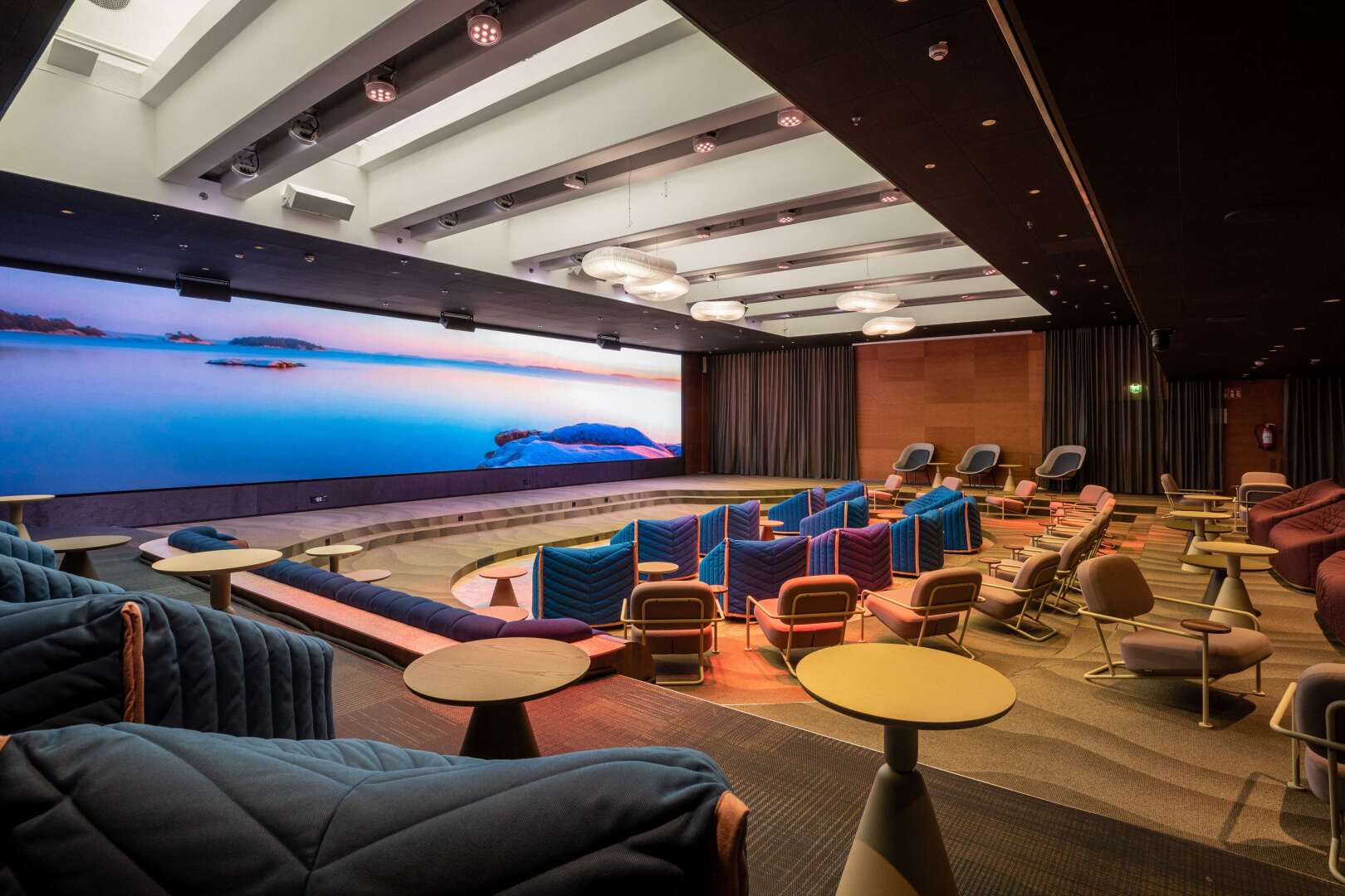 Foto - Scandic Helsinki Hub