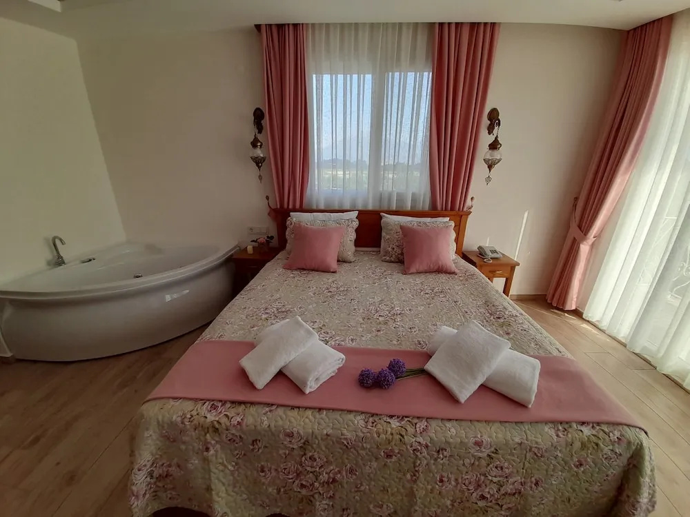 Photo - Infinity Ruby Hotel