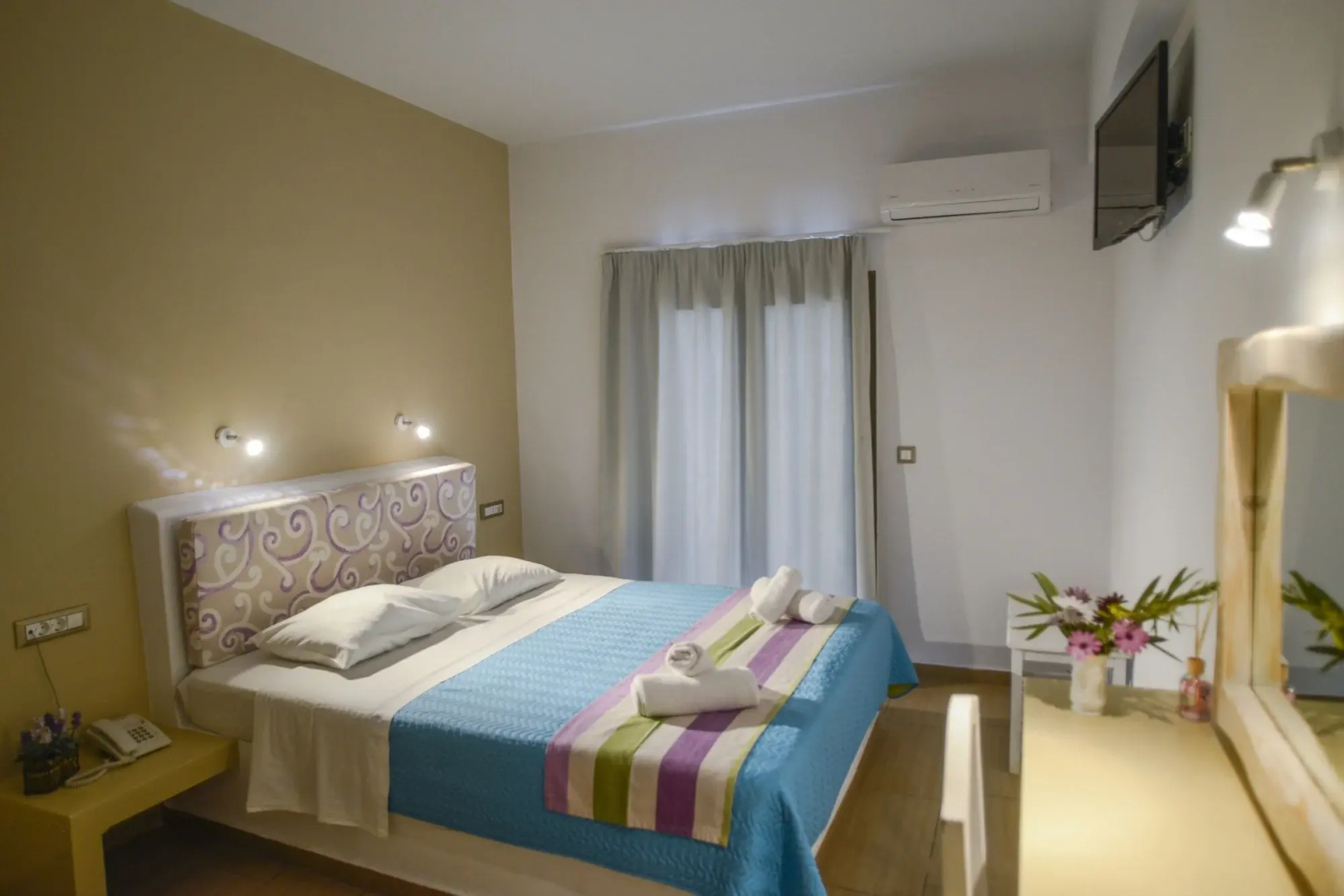 Photo - Hotel Omiros
