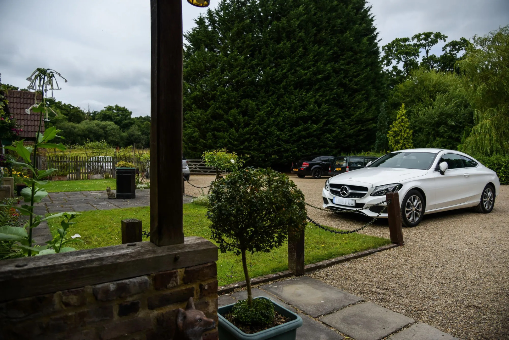 Photo - Little Foxes Hotel & Gatwick Airport Parking
