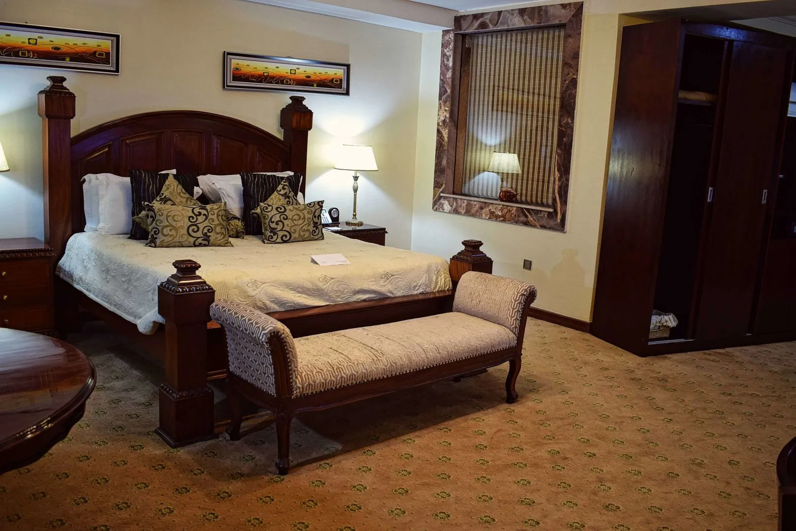 Photo - Weston Hotel