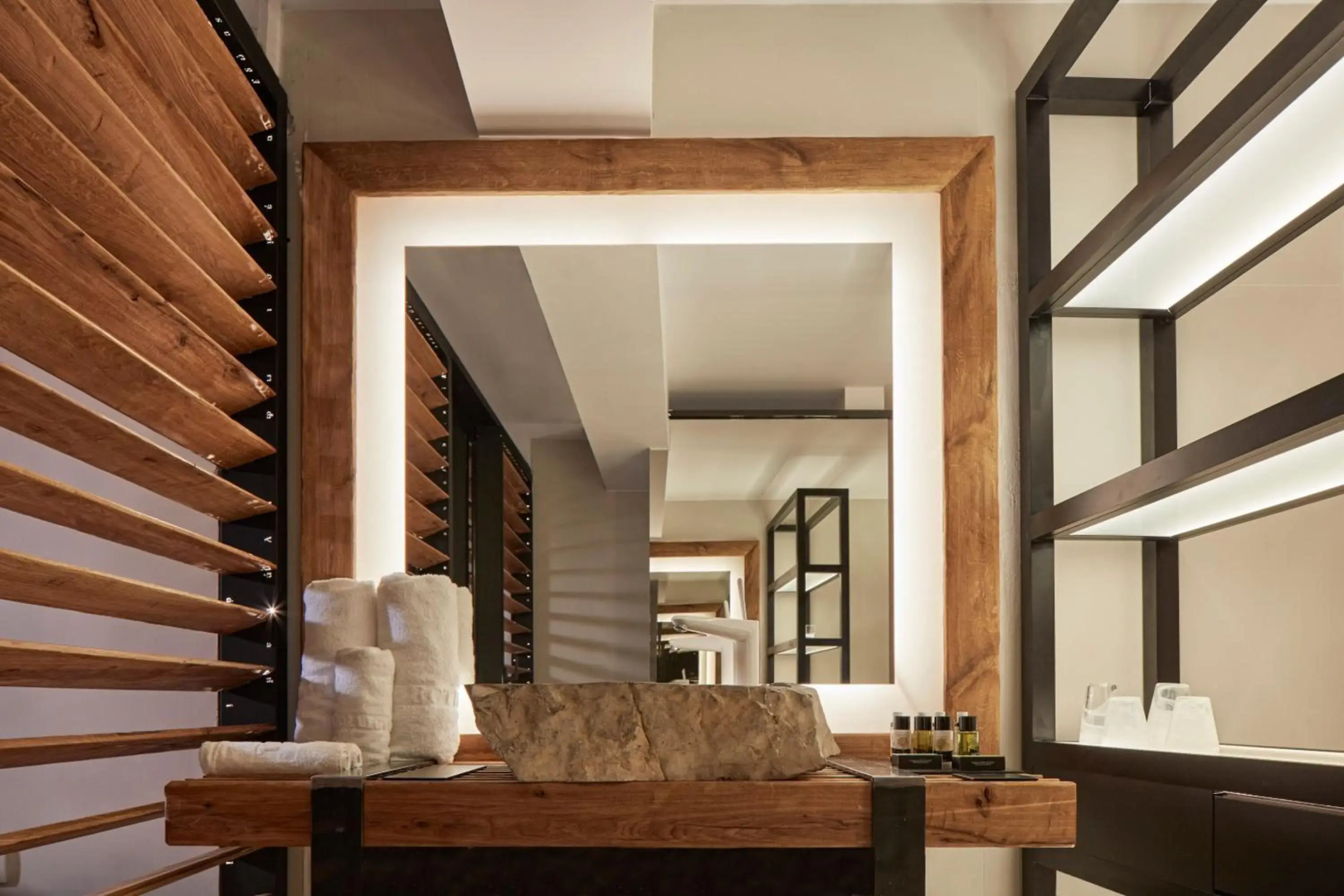 Photo - Royal Myconian - Leading Hotels of the World