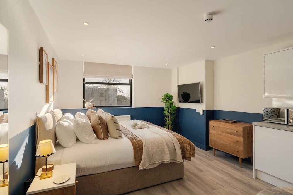 Photo - Your Apartment I Clifton Village