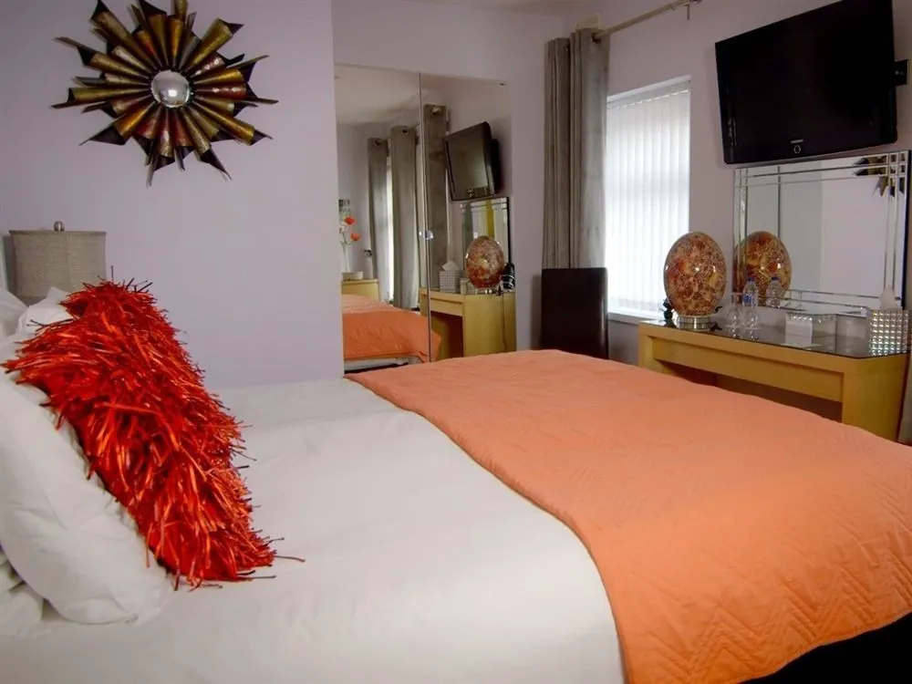 Photo - Kenley Hotel