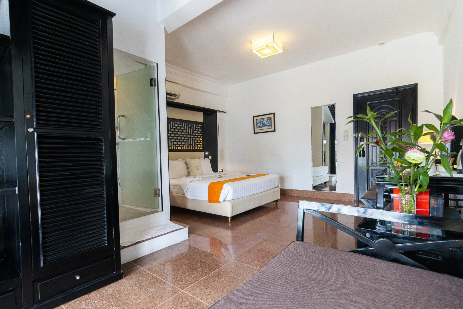 Foto - White Mansion 白色公馆