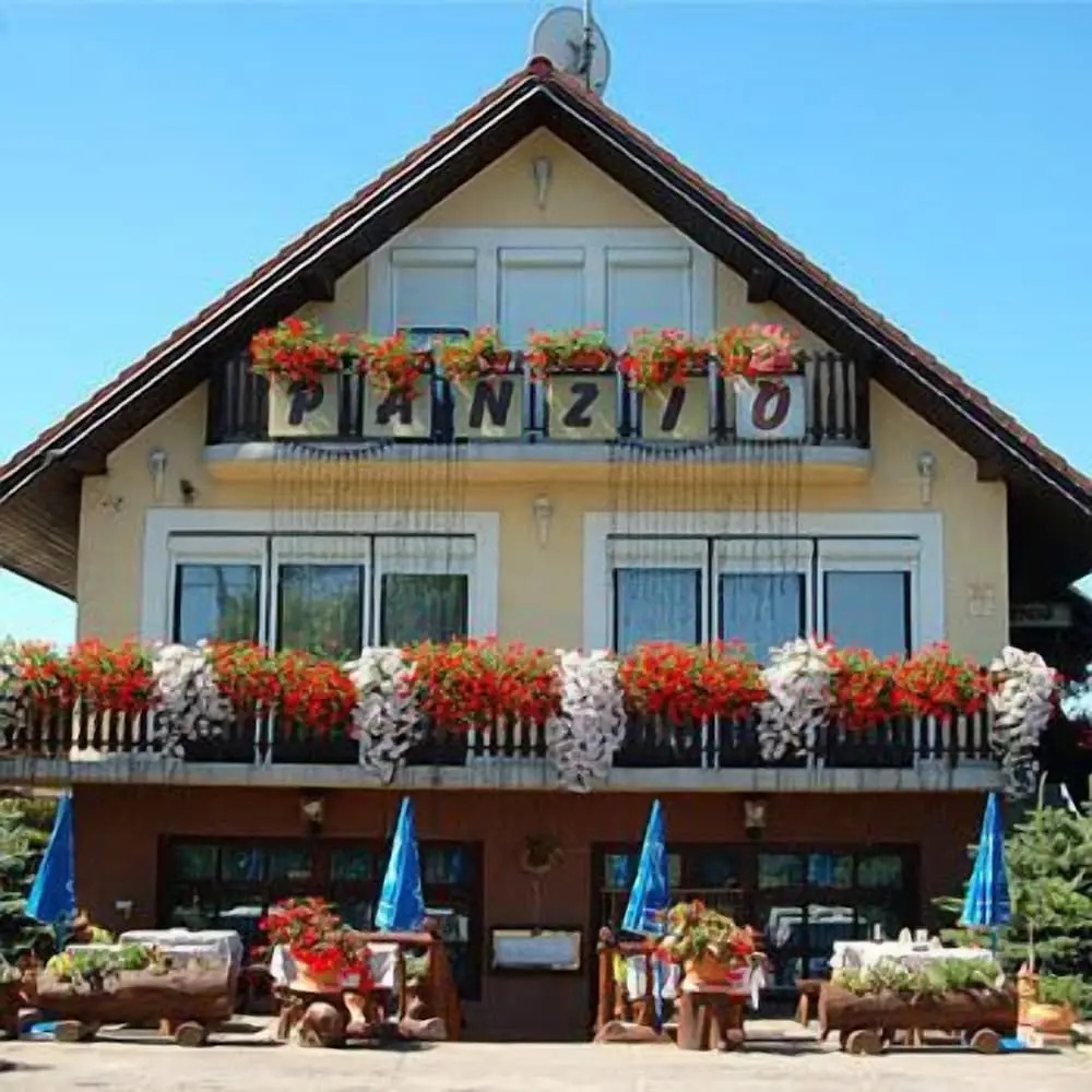 Foto - Airport Budapest Sarokhaz Panzio