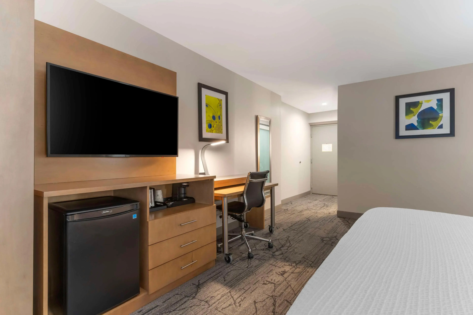 Photo - Best Western Red Coach Inn