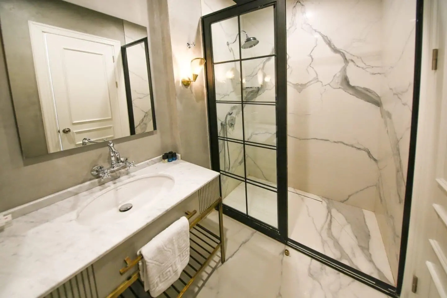 Foto - Royal Tophane