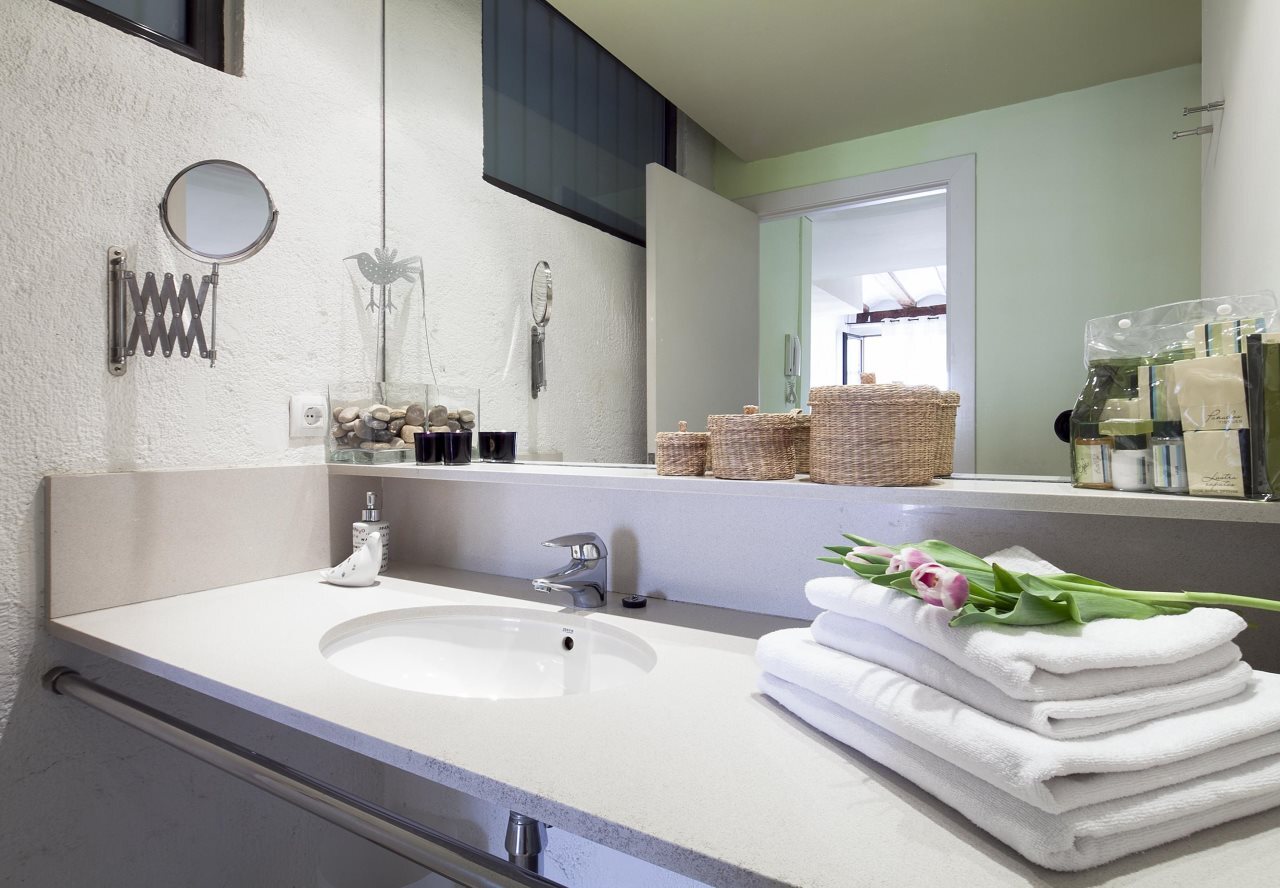 Photo - Inside Barcelona Apartments Esparteria