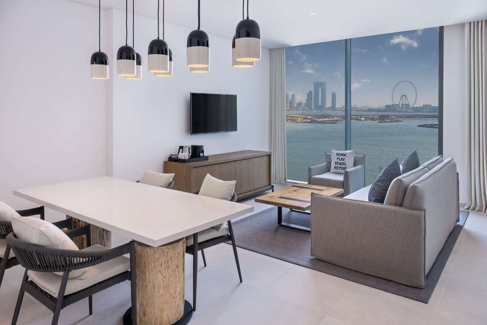 Photo - Radisson Beach Resort Palm Jumeirah