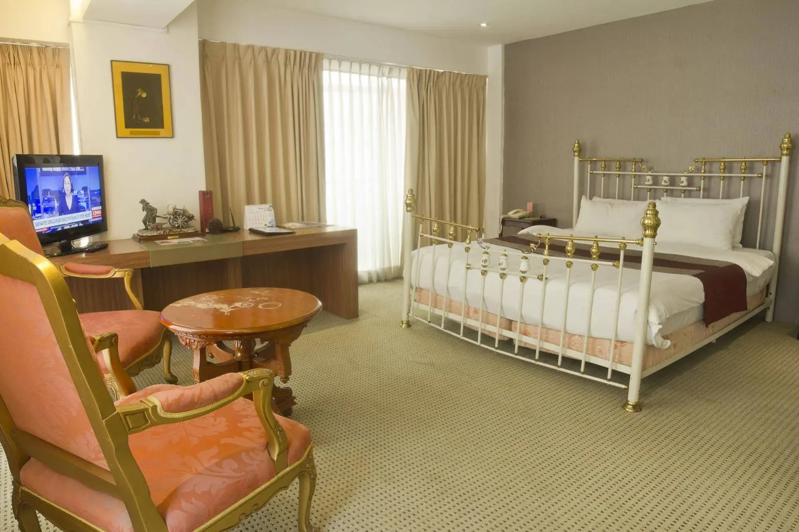 Foto - The E-Hotel Makati