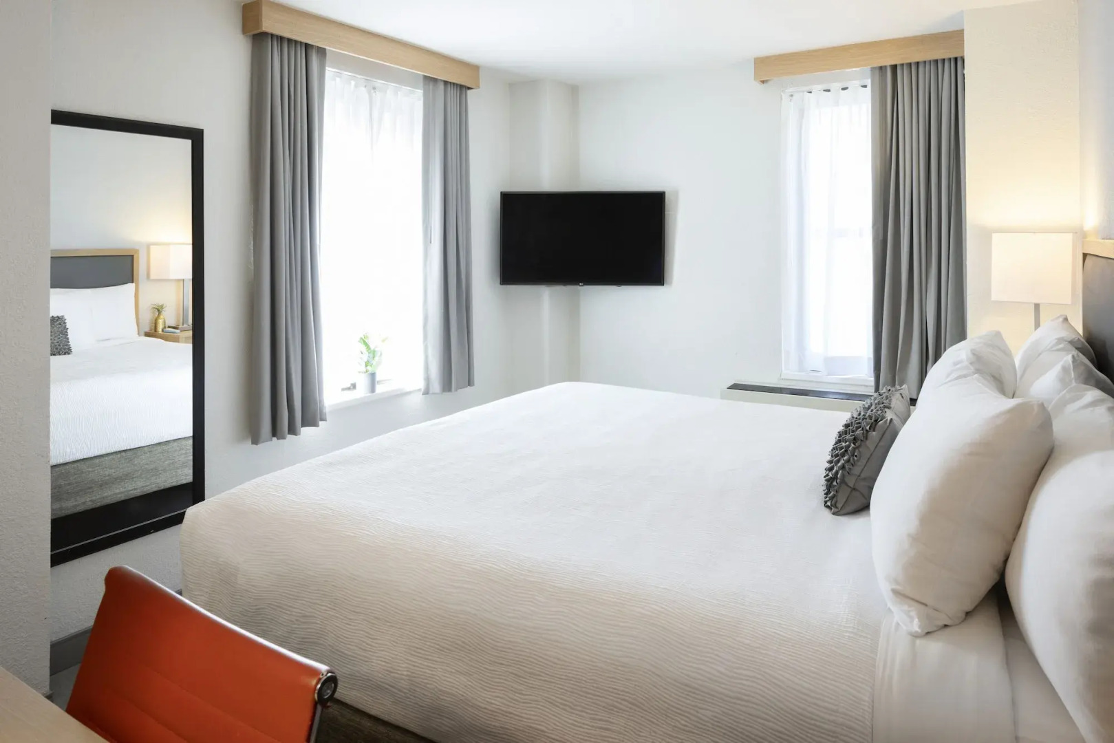 Photo - Hotel Saint Clair - Magnificent Mile