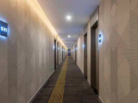 7 Days Inn (Chengdu Huaxi Hospital Wuhouci Metro Station Branch)