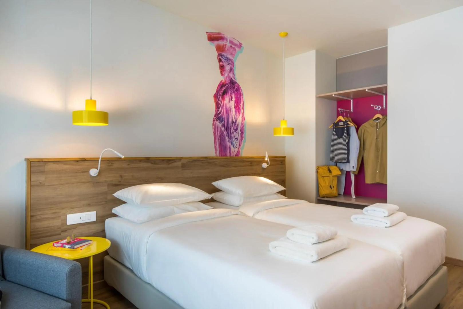 Photo - ibis Styles Athens Routes