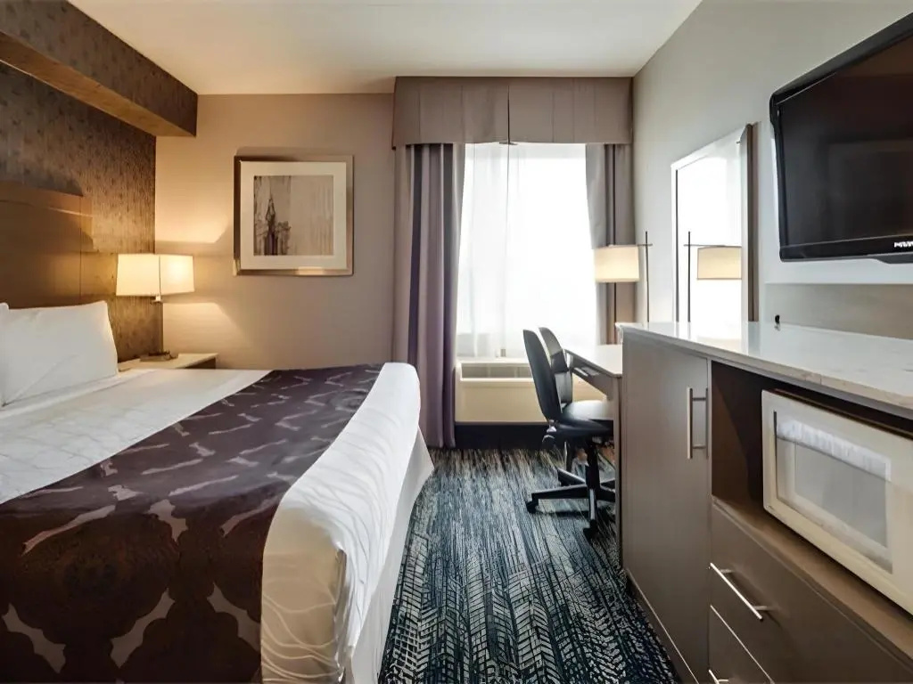 Foto - Monte Carlo Inn - Brampton Suites
