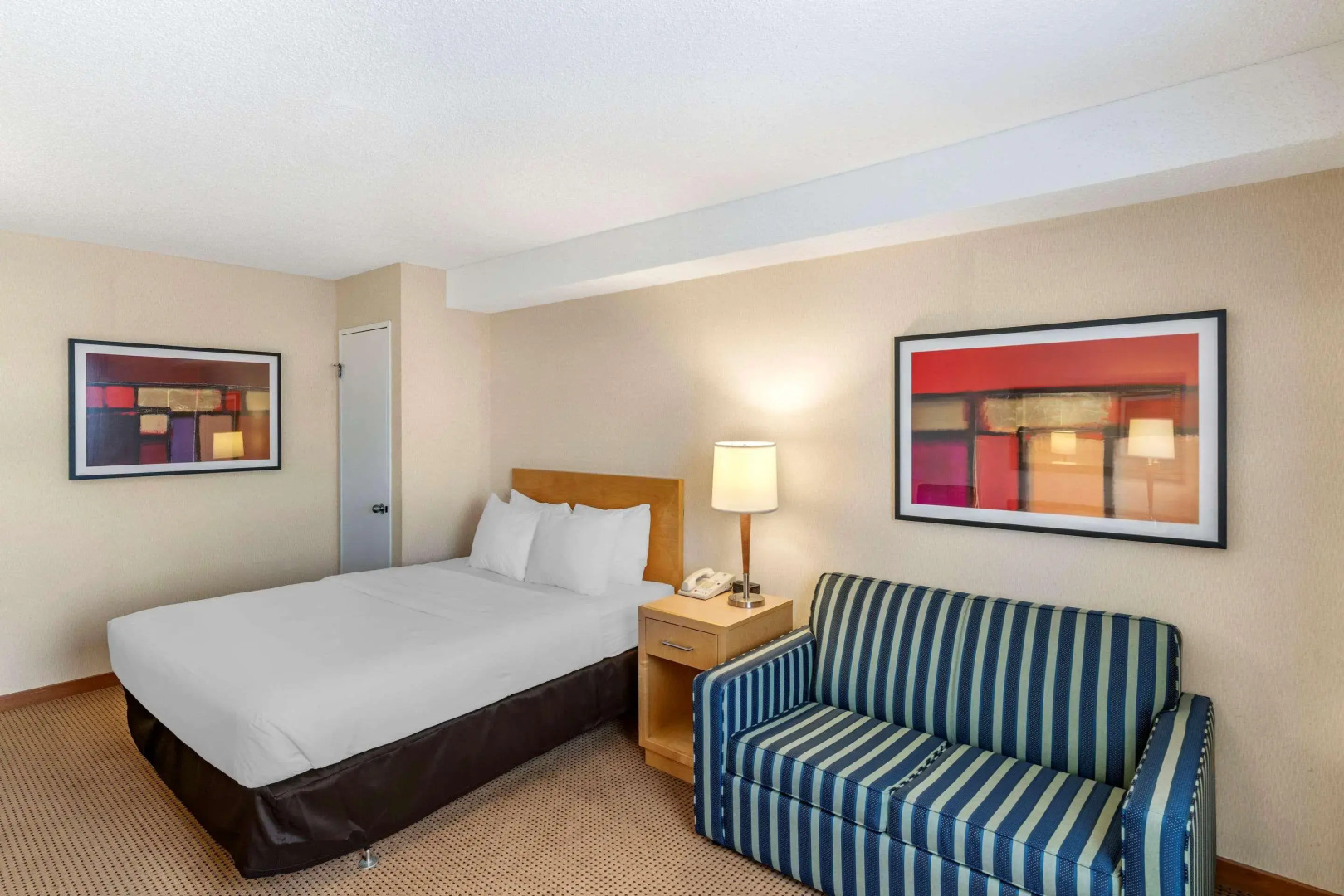 Photo - Quality Inn and Suites Montreal East