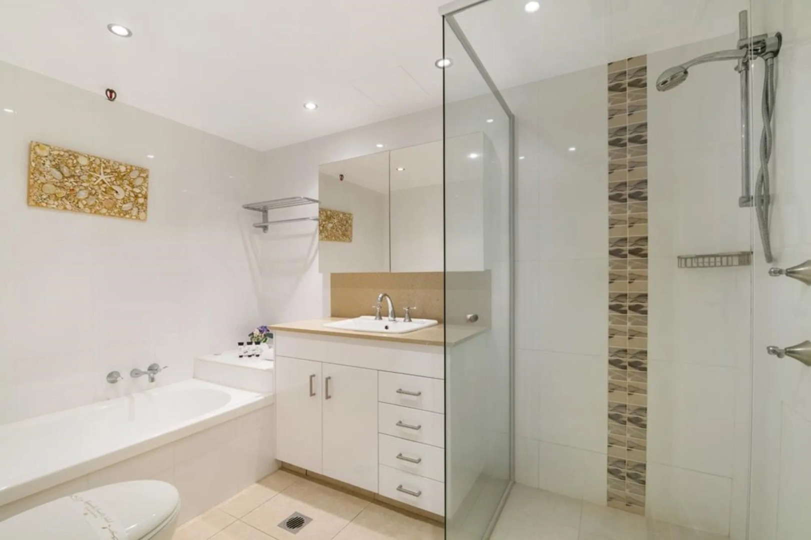 Photo - Surfers Aquarius on the Beach