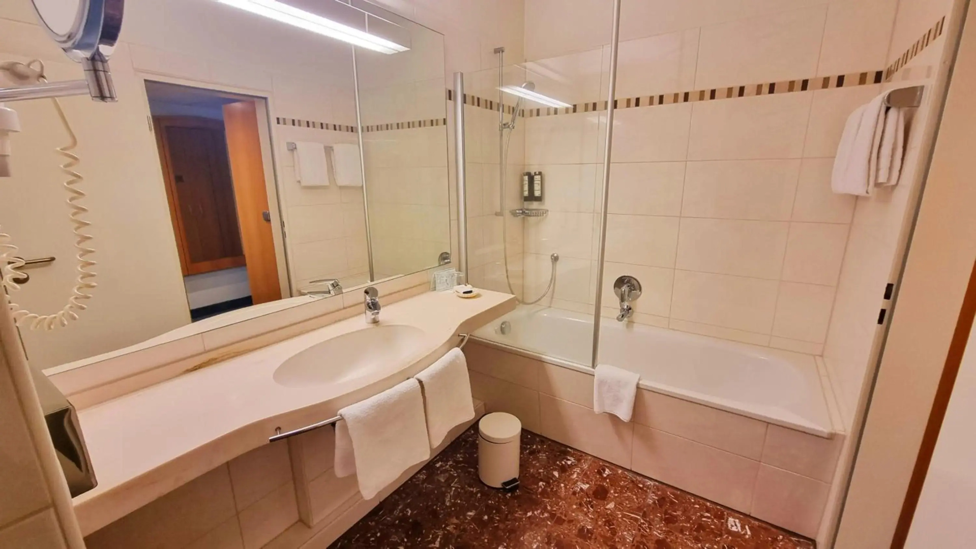 Photo - Hotel Panorama Hamburg-Harburg