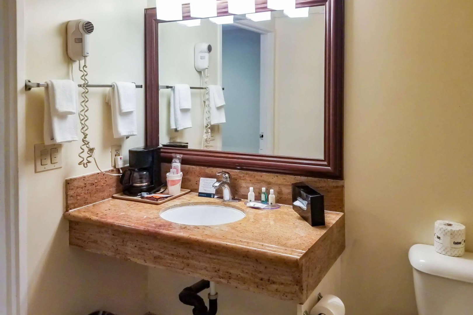 Photo - Quality Inn Long Beach - Signal Hill