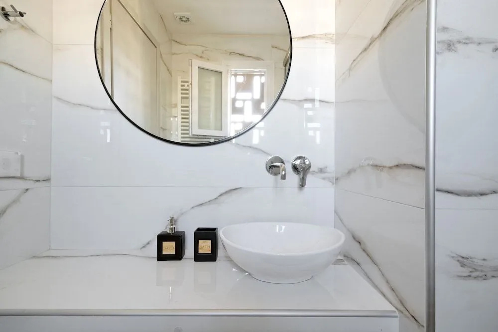 Photo - Odyssey Residence